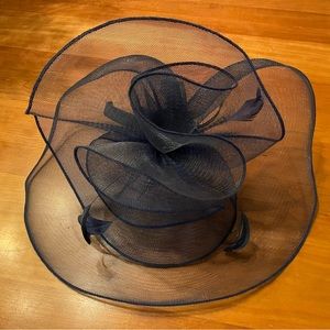 August Hat Company fascinator